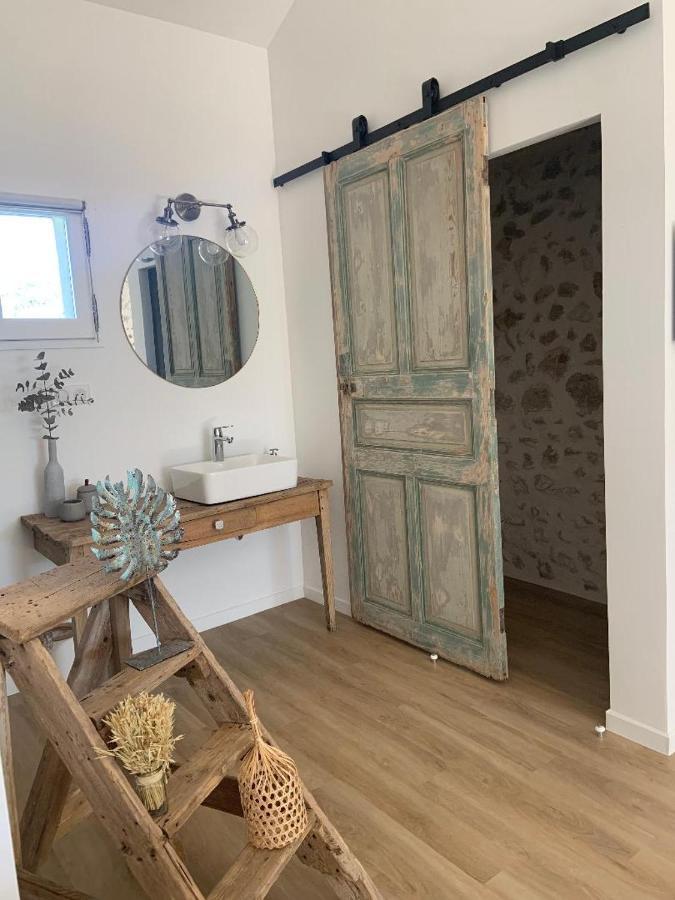 La Bergerie De Cigalon Bed and Breakfast Mouries Zewnętrze zdjęcie